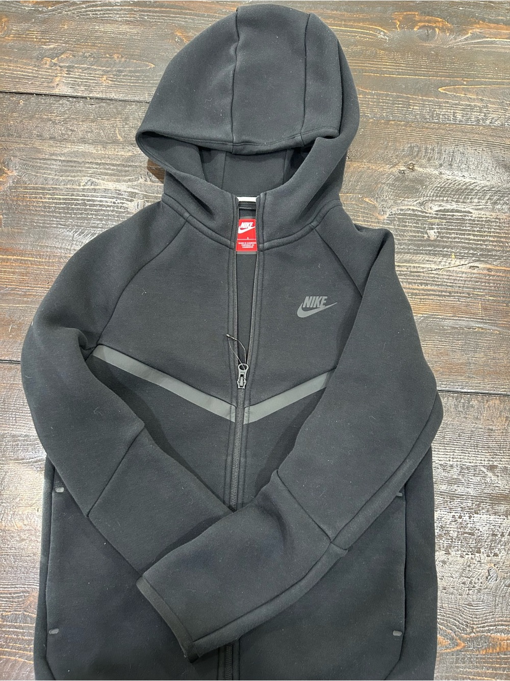 Nike Kids Tech Fleece Windrunner Full-Zip Hoodie – Black – Size Large